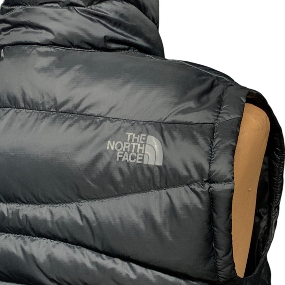 The NorthFace, Down Vest - Picture 5 of 13